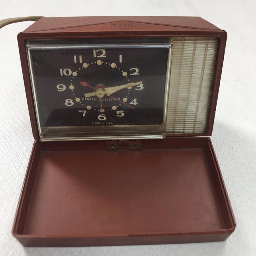 Vintage General Electric GE Clock Alarm Travel